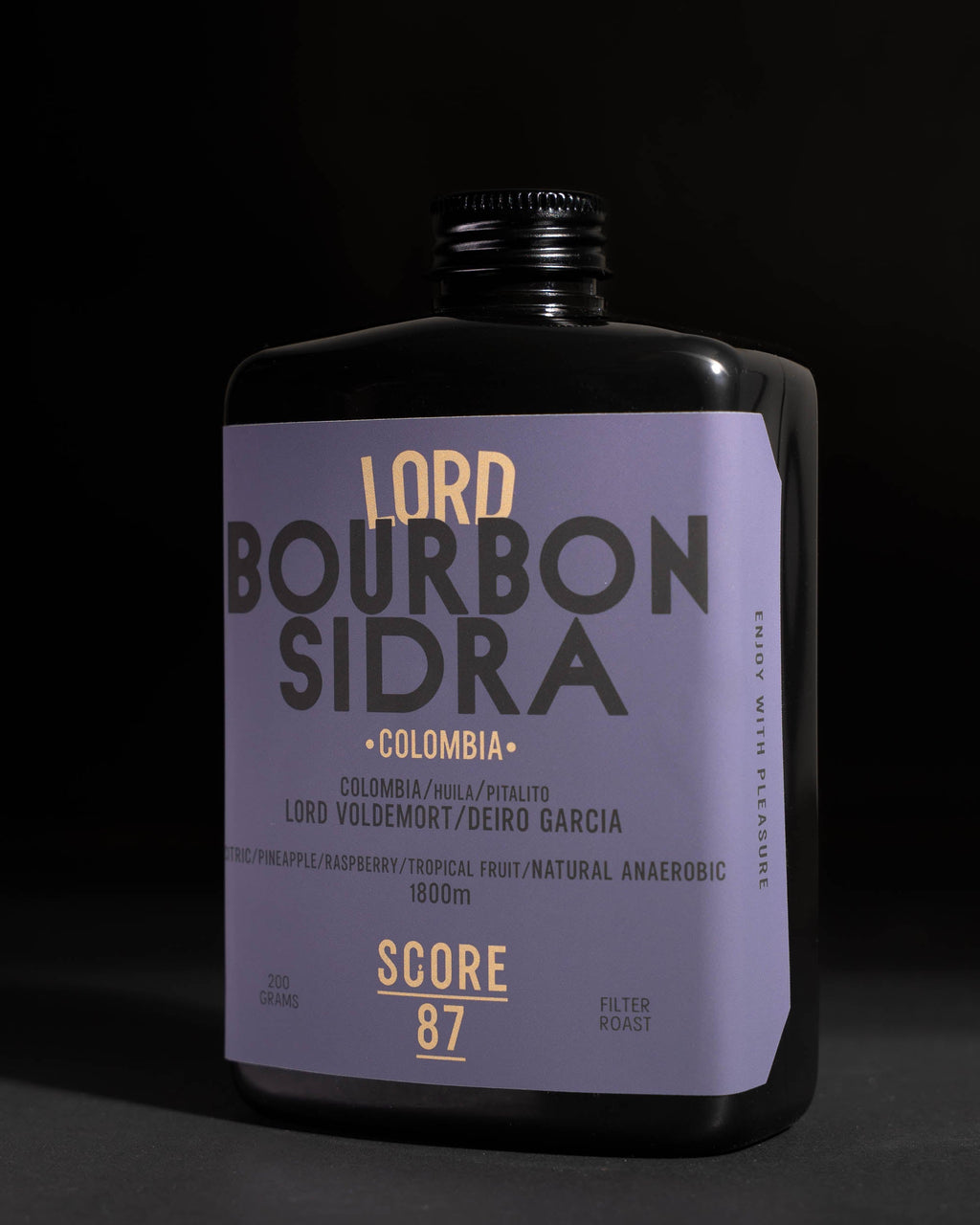 Lord coffee beans close-up — Deiro Garcia Huila Colombia