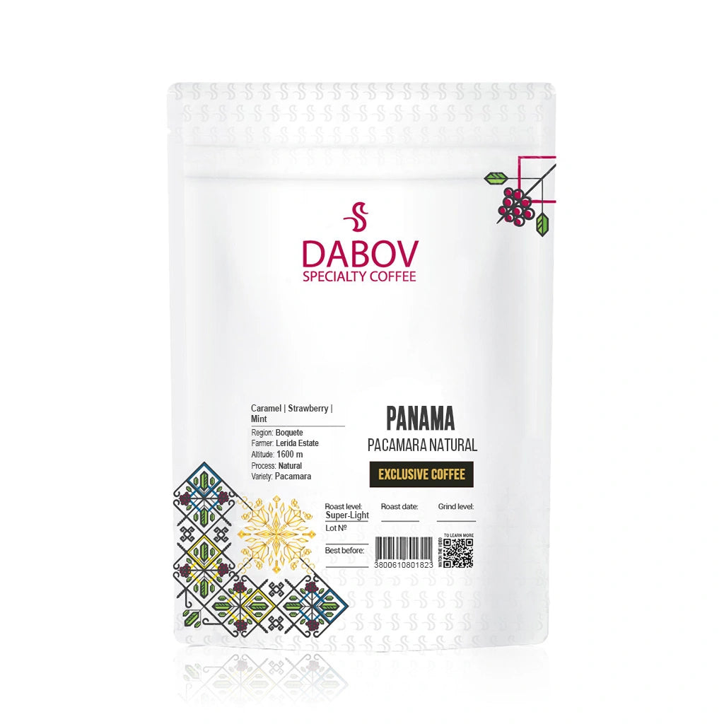 Panama Pacamara Natural specialty coffee beans by Dabov — natural process Pacamara variety from Finca Esplendorosa at 1600m altitude